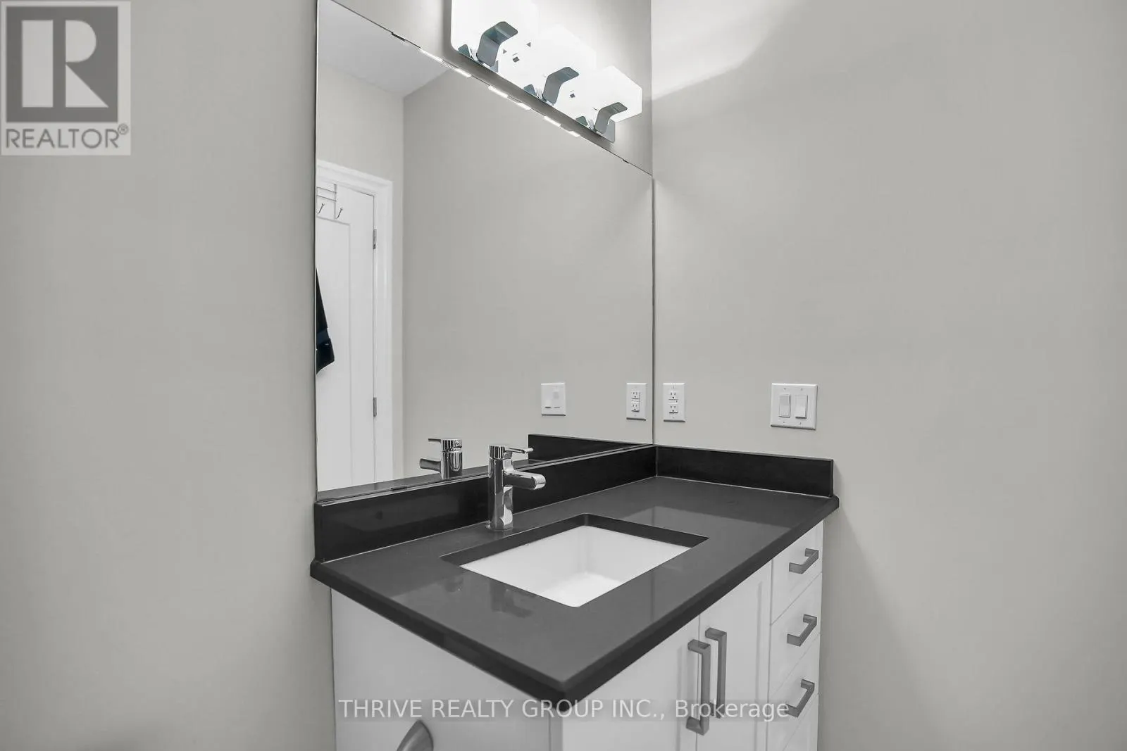 1301 - 240 VILLAGEWALK BOULEVARD, #1301