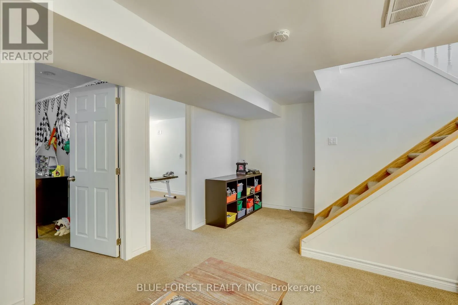16916 EVELYN DRIVE