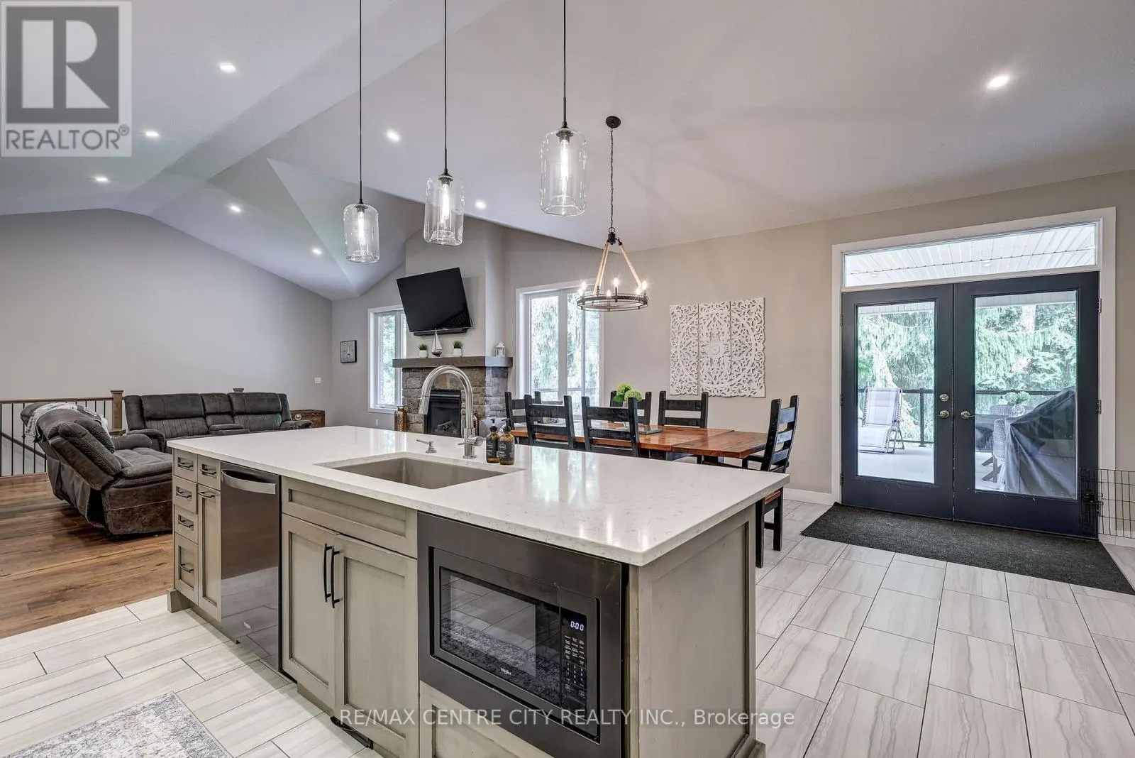 4799 SUNSET ROAD