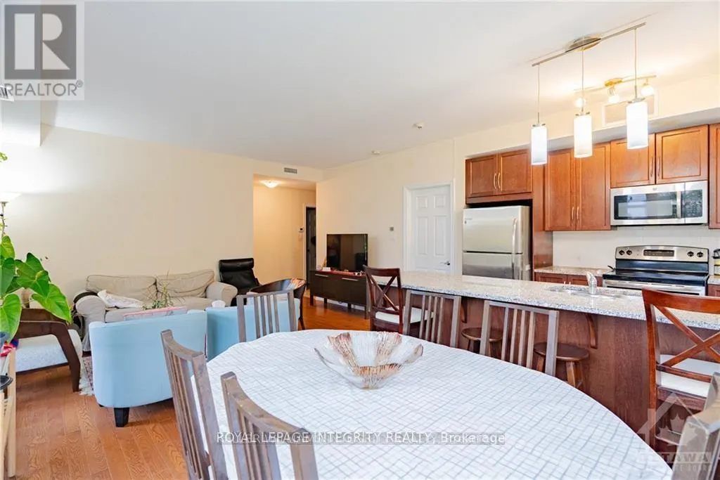 103 - 160 GUELPH PRIVATE