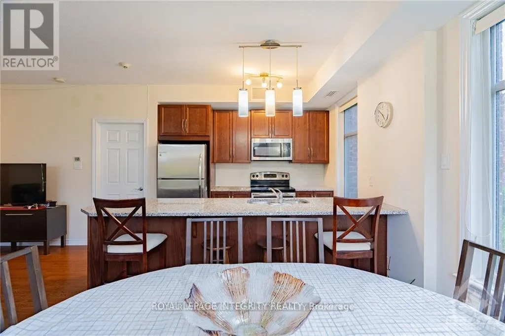103 - 160 GUELPH PRIVATE