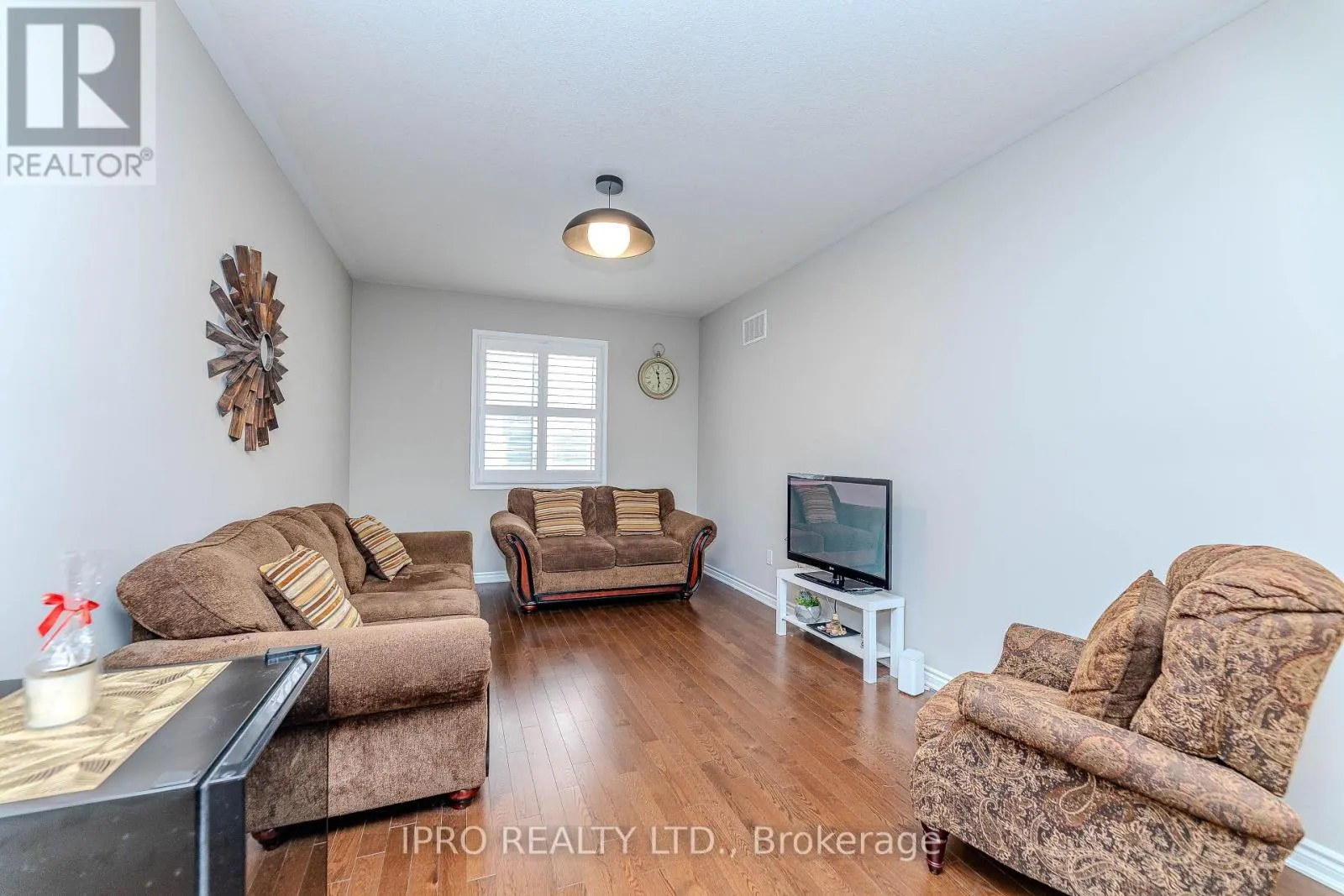 296 RIDGE ROAD