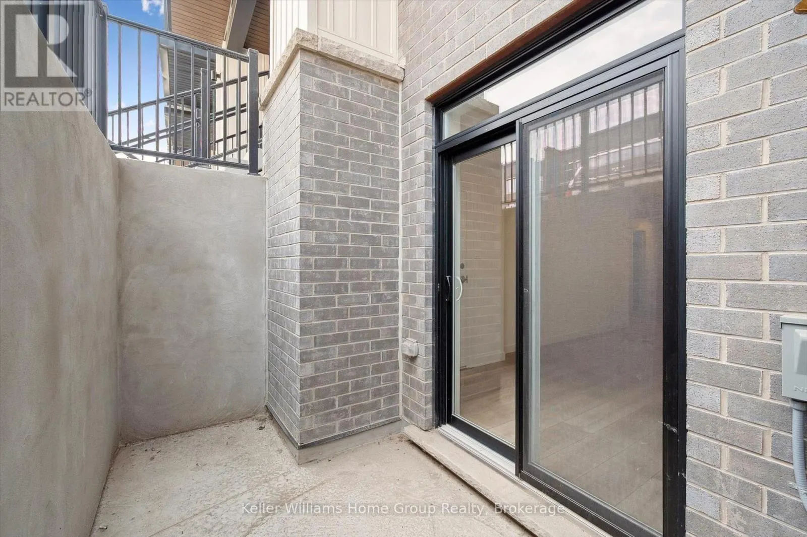 137 - 824 WOOLWICH STREET, #137