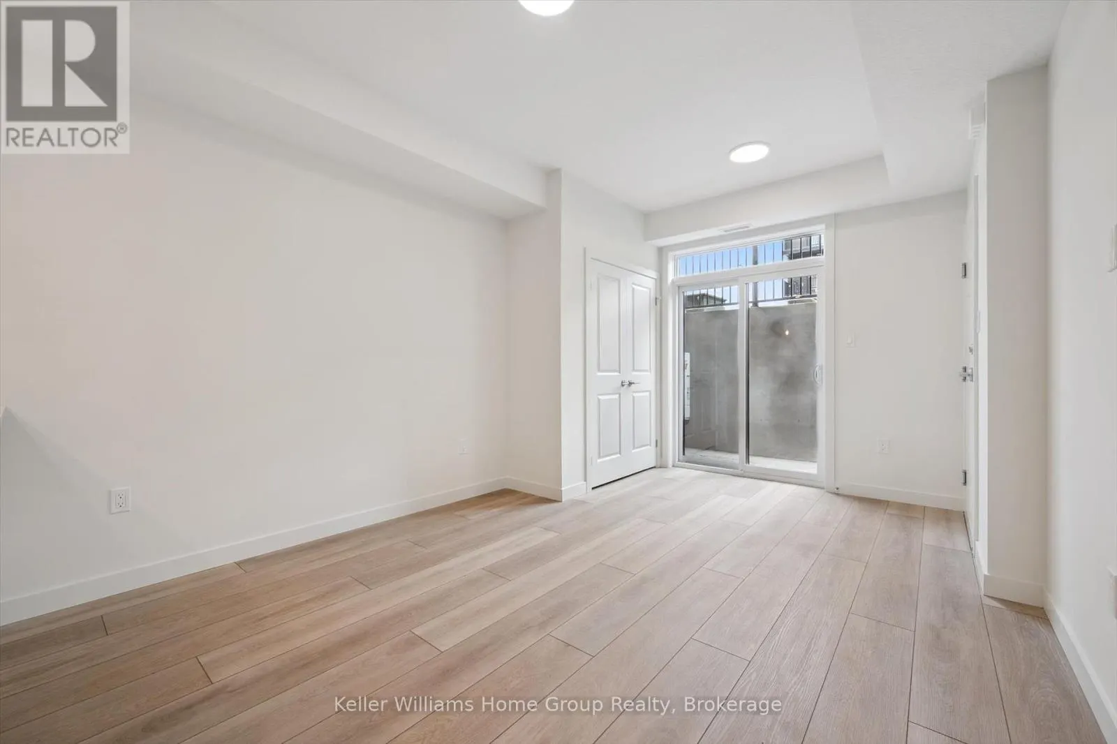 137 - 824 WOOLWICH STREET, #137