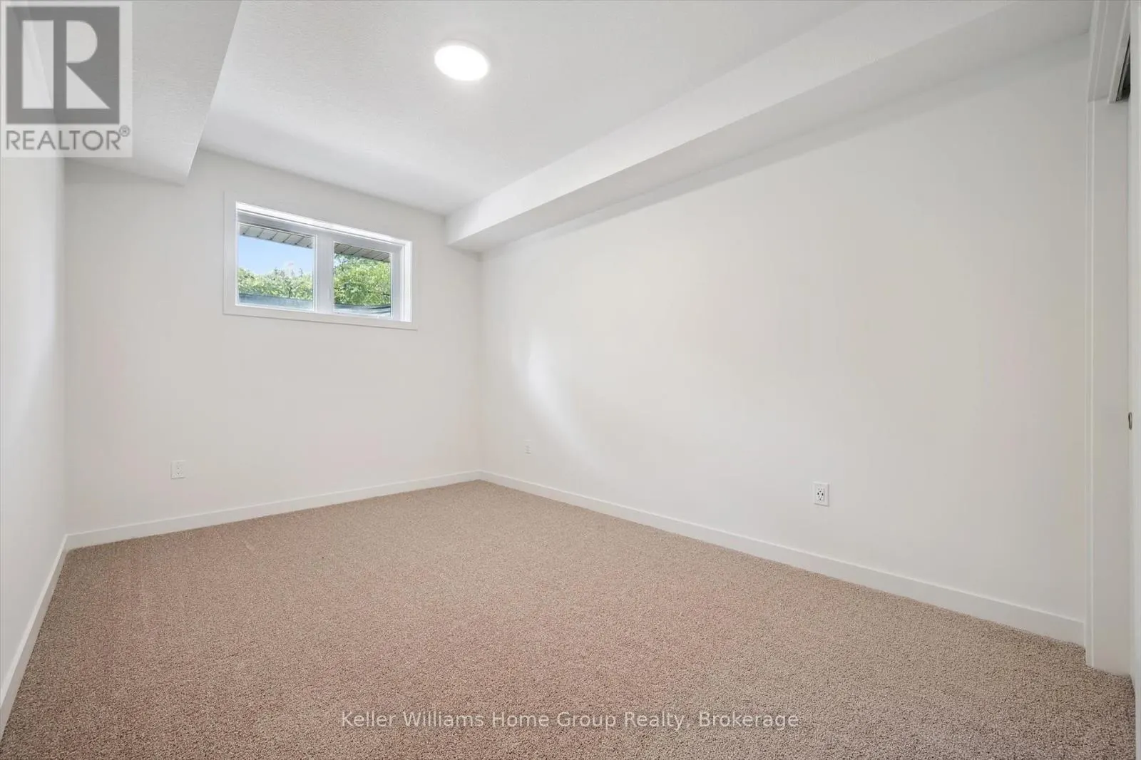 137 - 824 WOOLWICH STREET, #137
