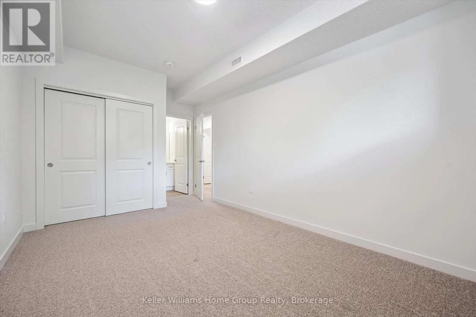 137 - 824 WOOLWICH STREET, #137