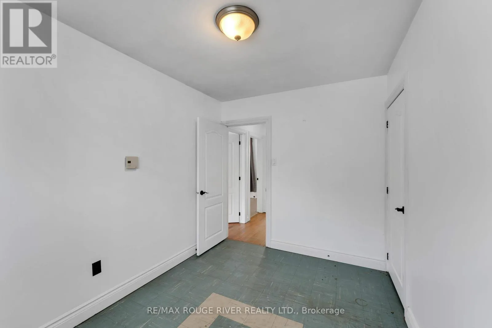 1261 PRINCE CHARLES DRIVE