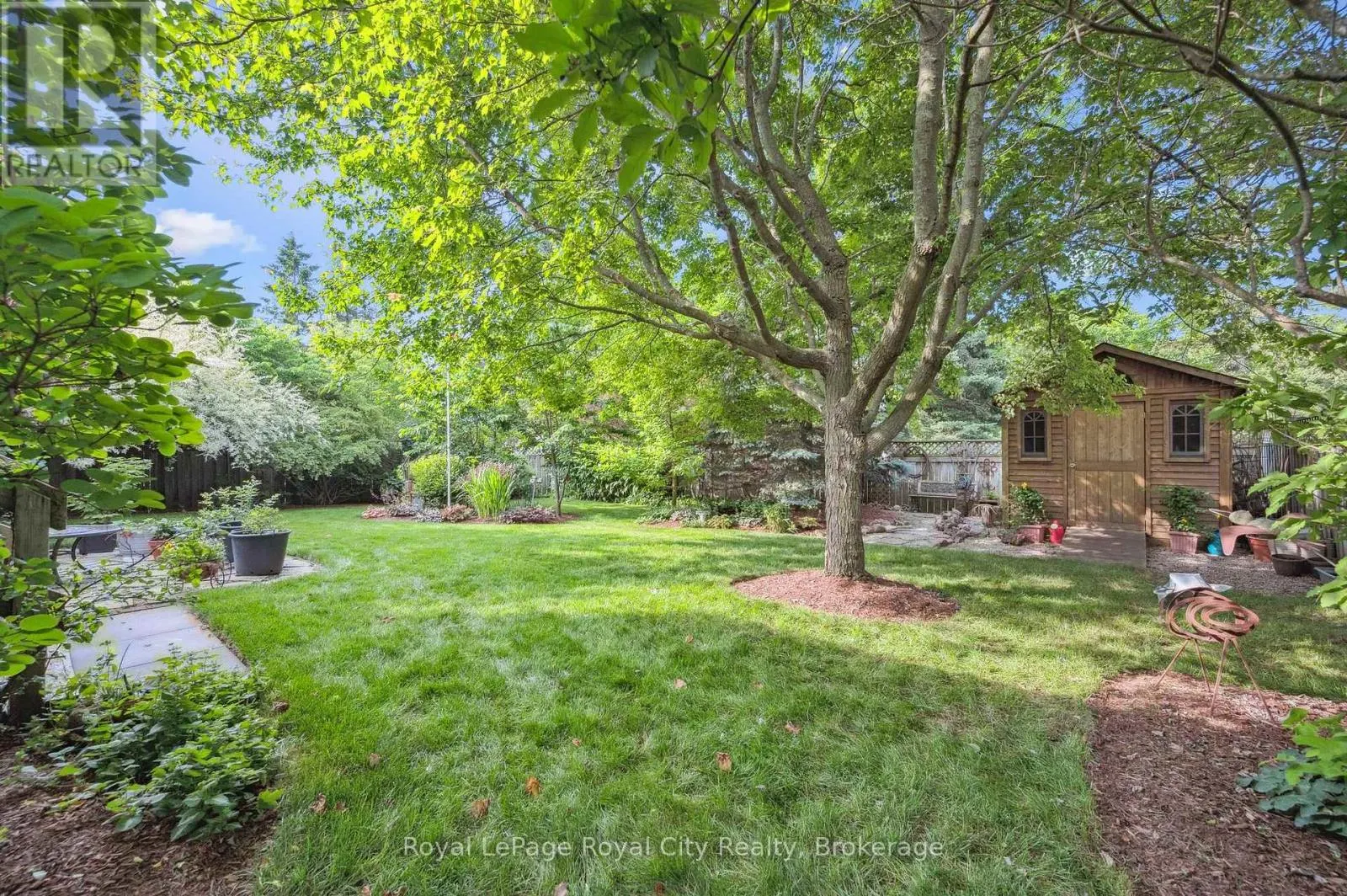 8 FORSTER DRIVE
