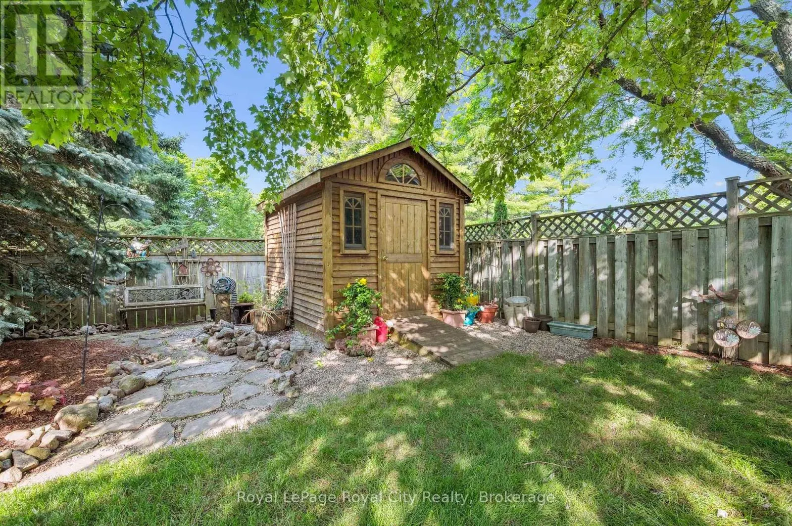8 FORSTER DRIVE
