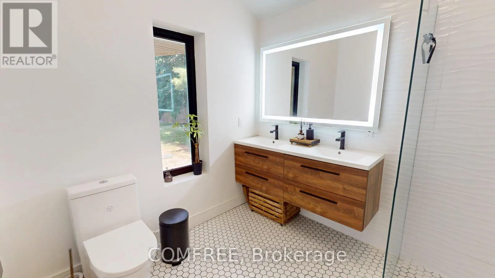 477 FAIRVIEW STREET