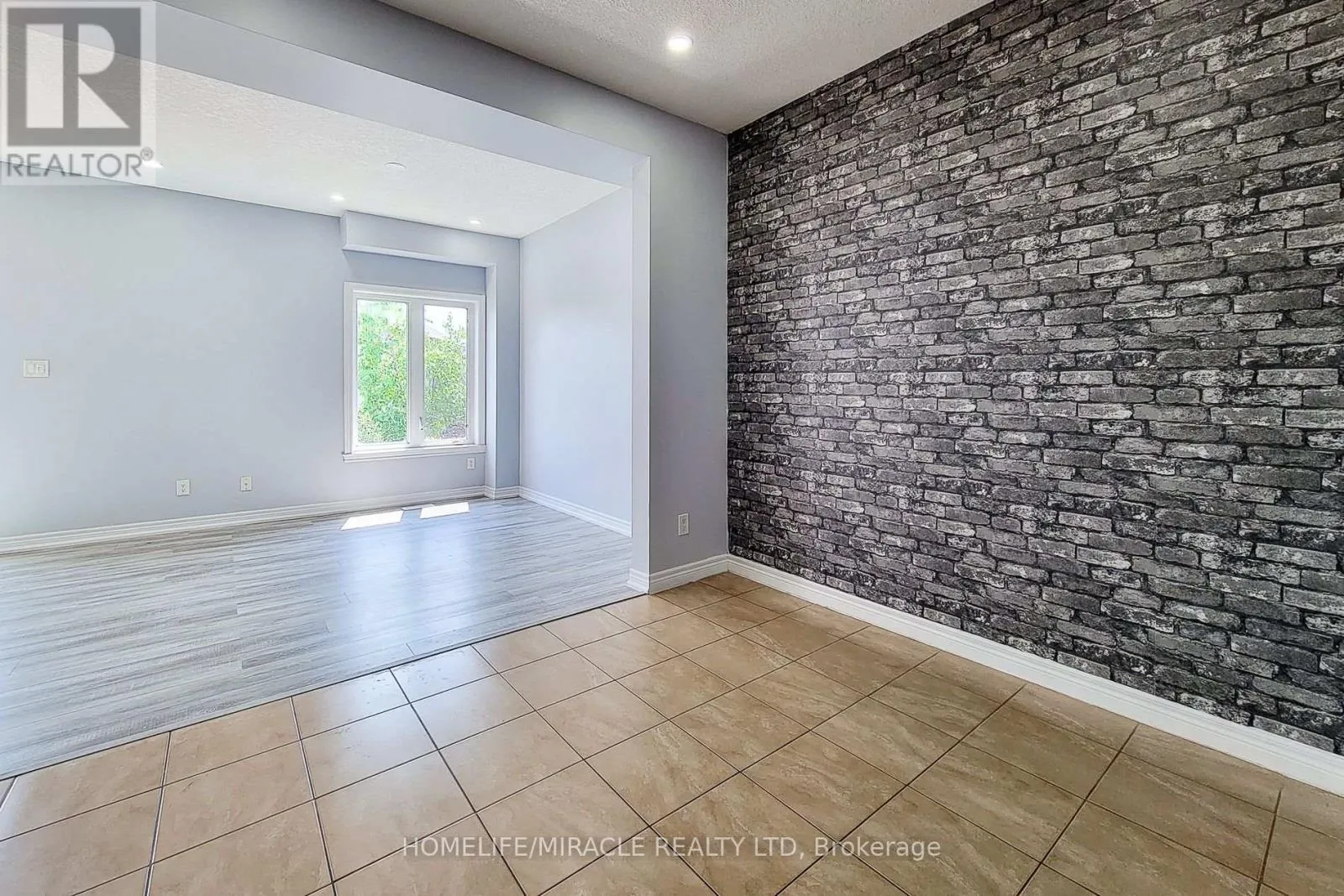 77 HIGHGATE DRIVE
