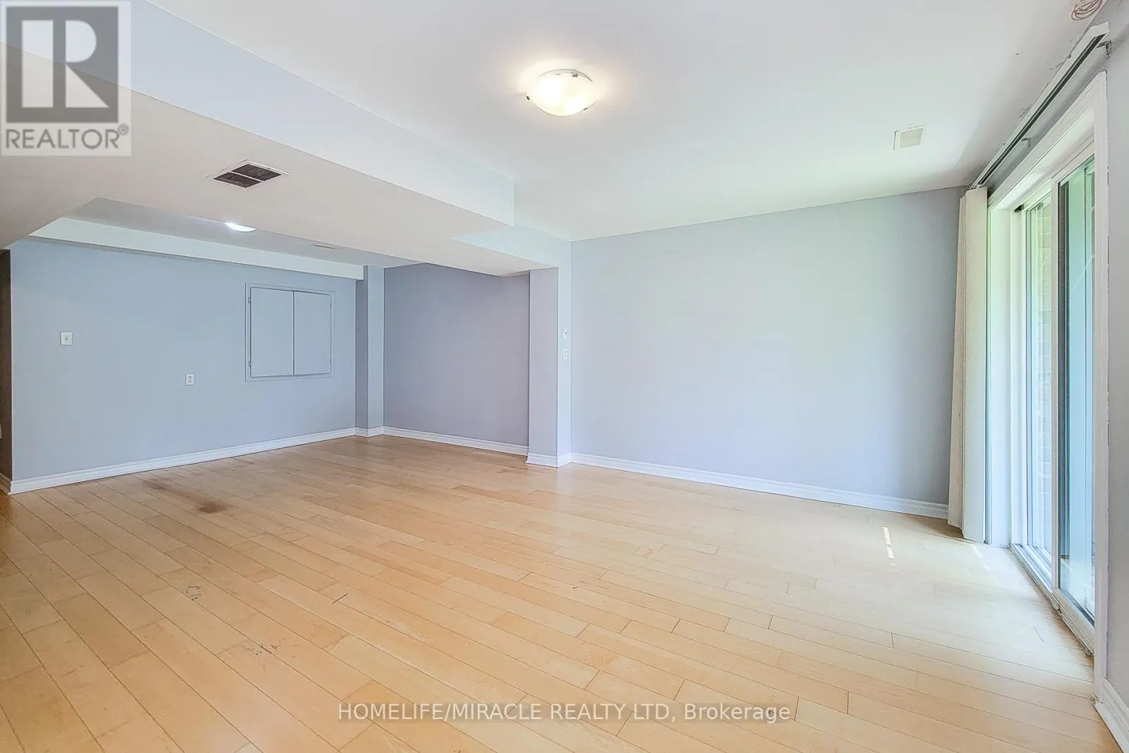77 HIGHGATE DRIVE
