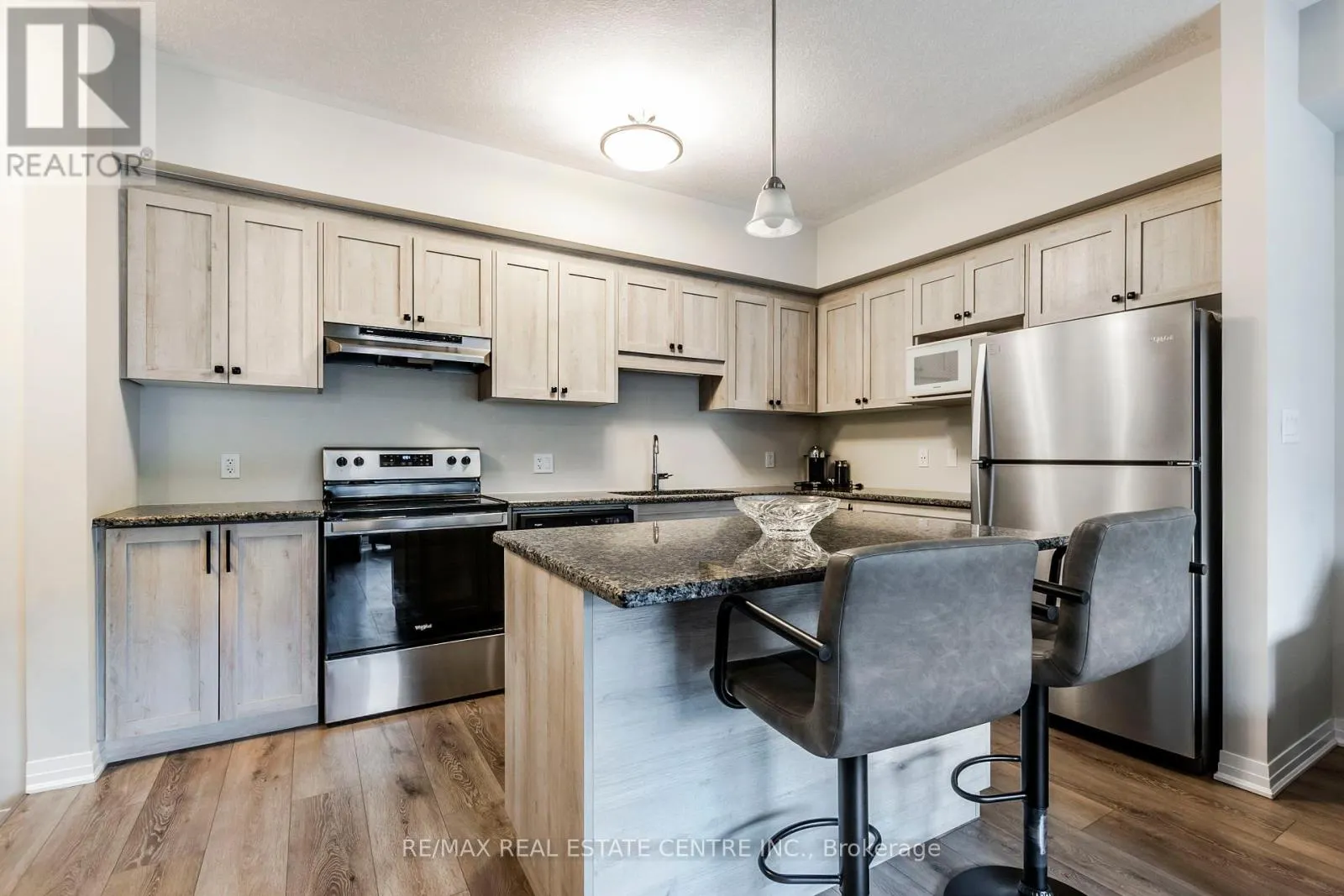 95 - 25 ISHERWOOD AVENUE