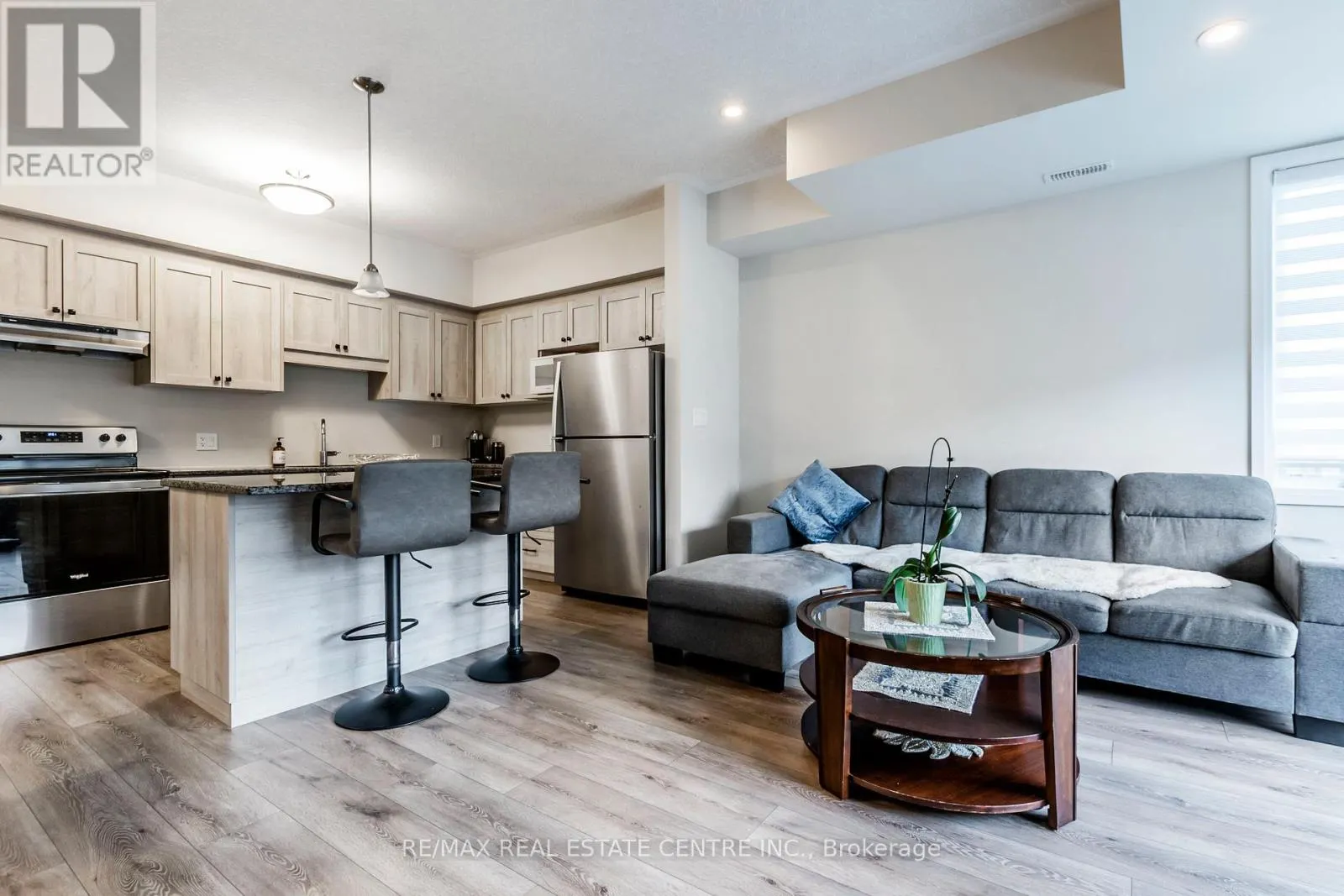 95 - 25 ISHERWOOD AVENUE