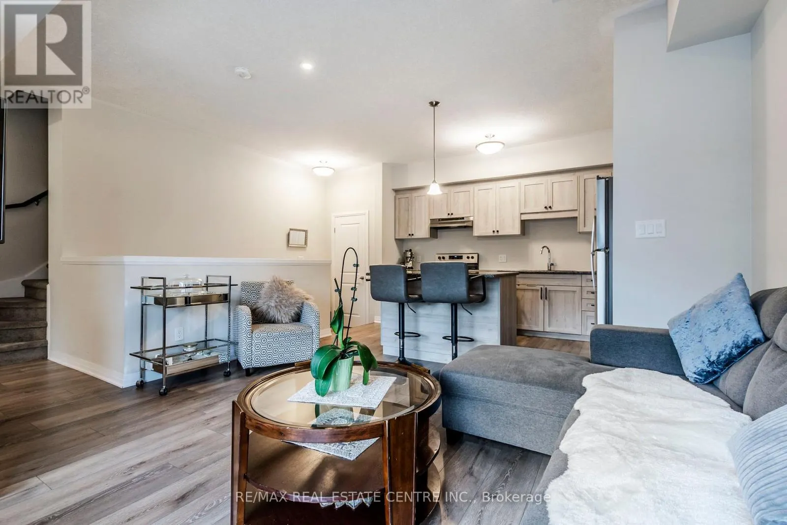 95 - 25 ISHERWOOD AVENUE