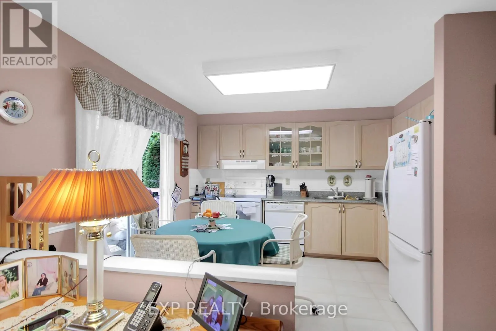 2104 GARDENWAY DRIVE