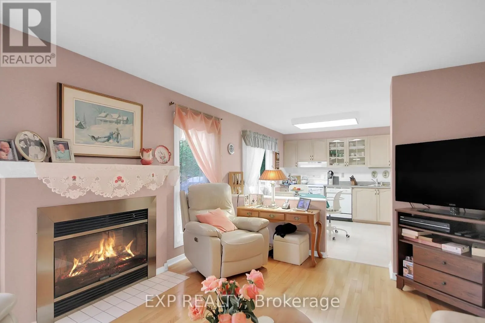 2104 GARDENWAY DRIVE
