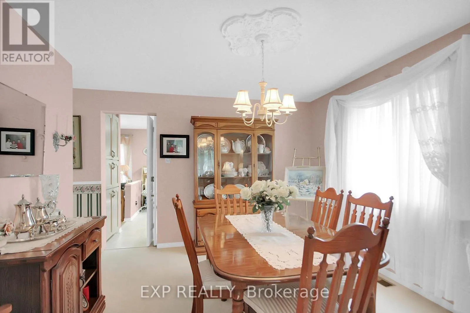 2104 GARDENWAY DRIVE