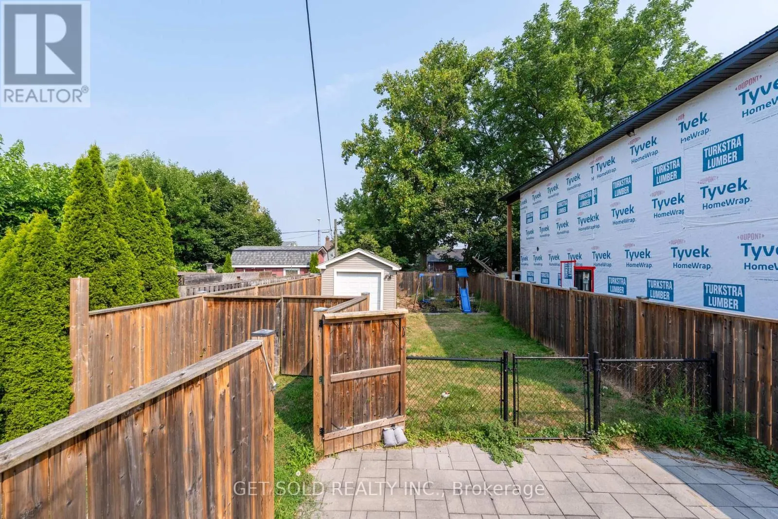 37 MAPLECREST AVENUE