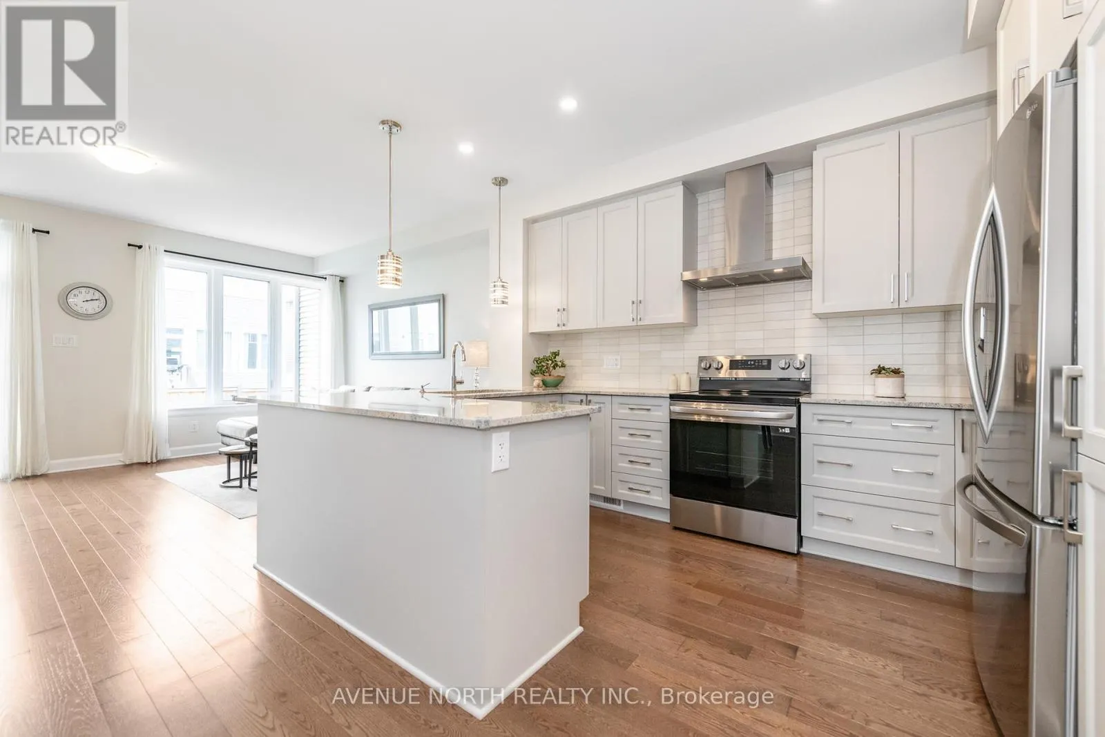 121 ANGELONIA CRESCENT