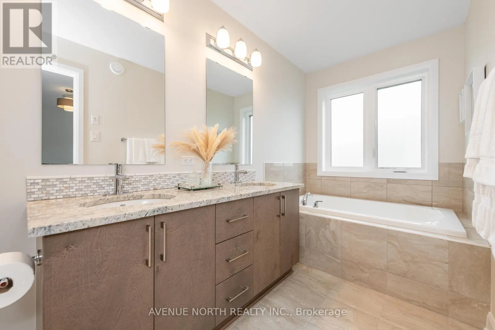 121 ANGELONIA CRESCENT