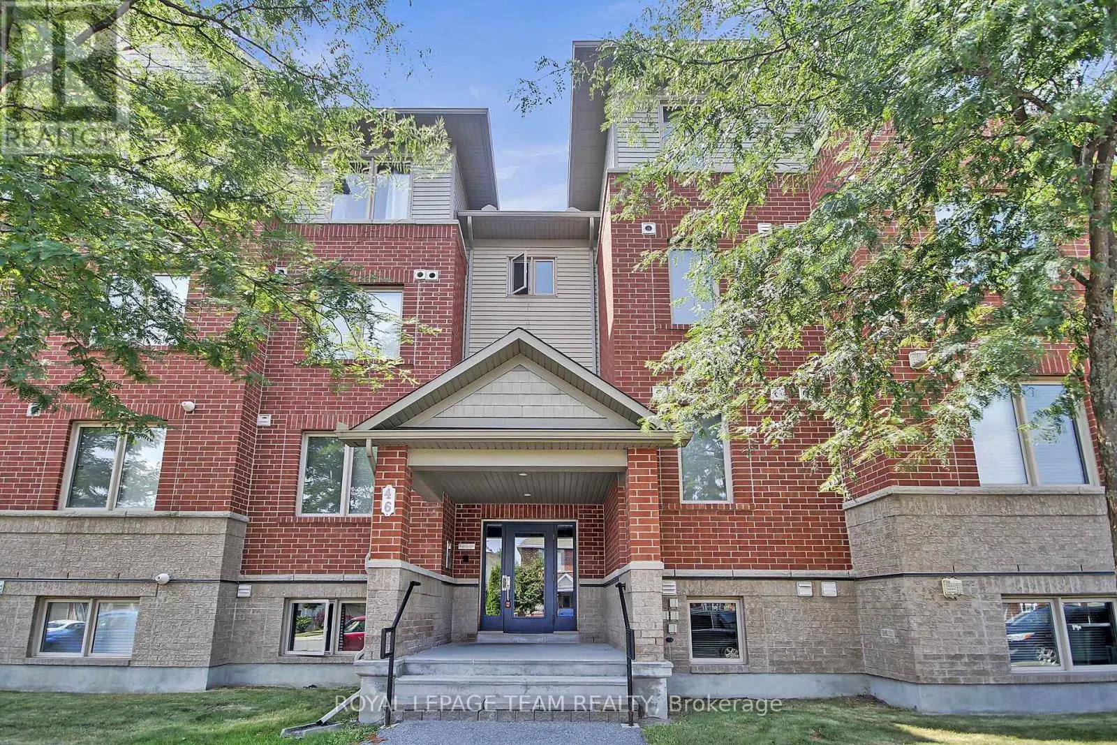 5 - 46 BARNSTONE DRIVE