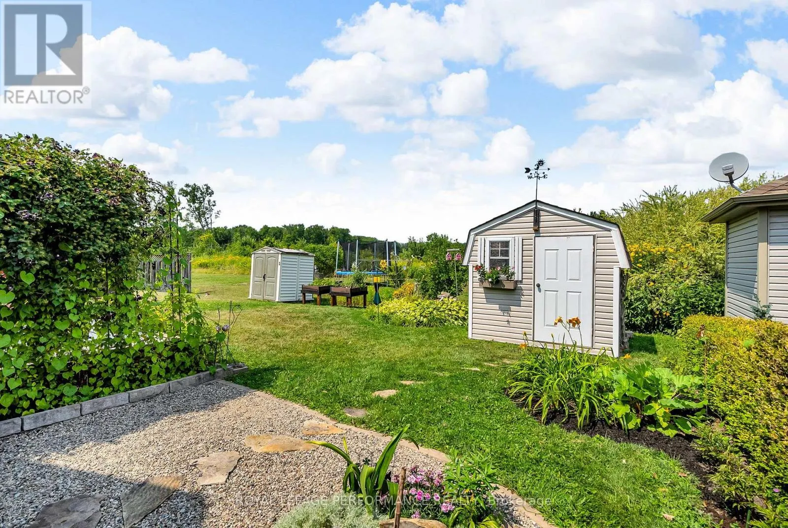 1526 FRANK COURT