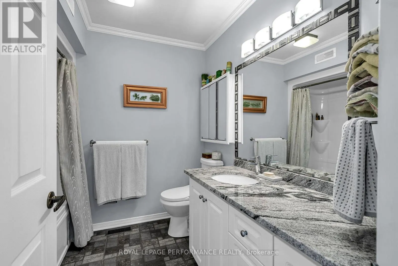 1526 FRANK COURT