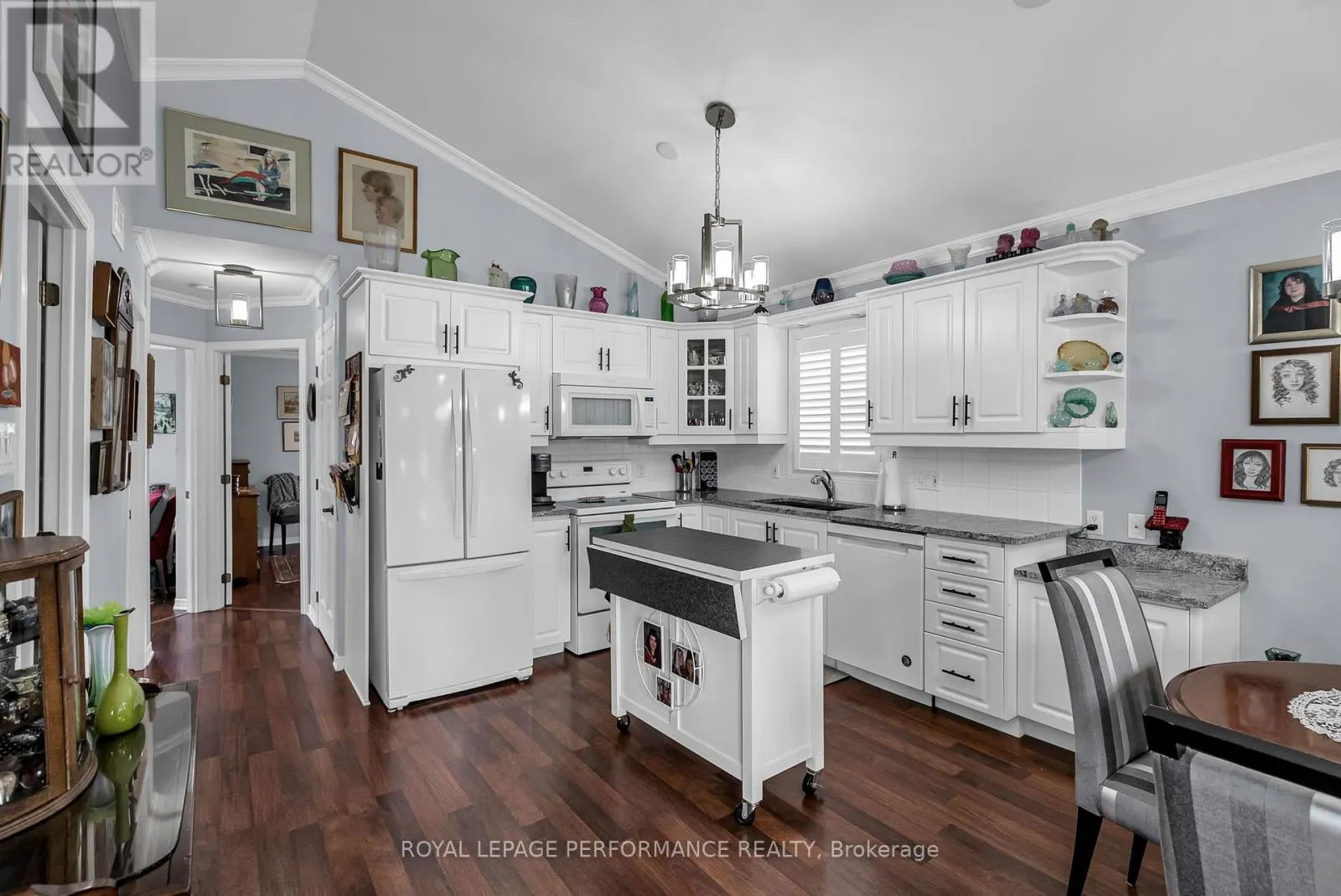 1526 FRANK COURT