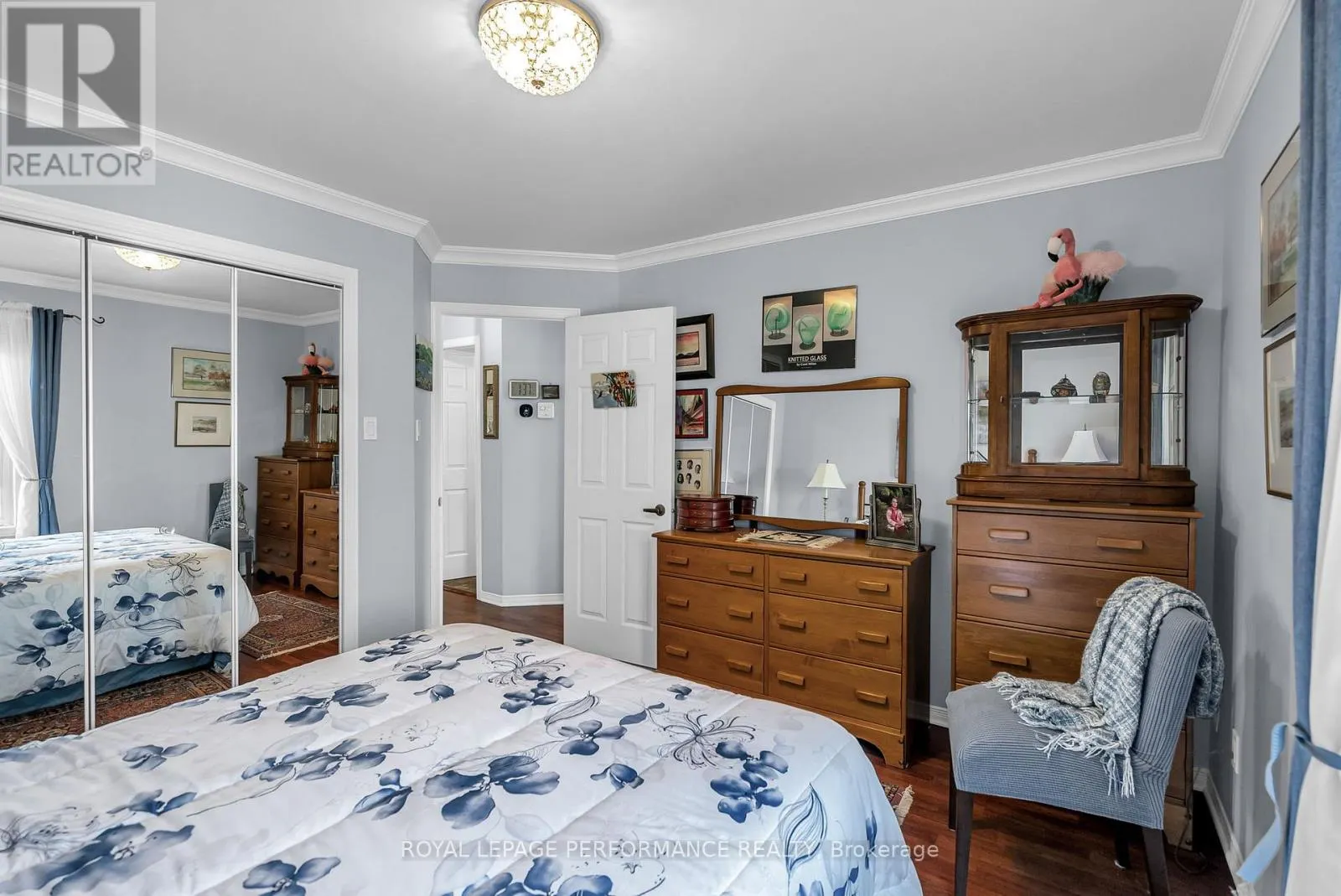 1526 FRANK COURT