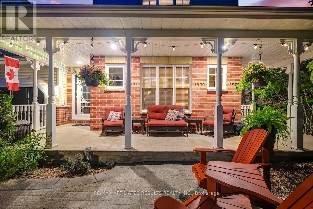 35 CRANTHAM CRESCENT