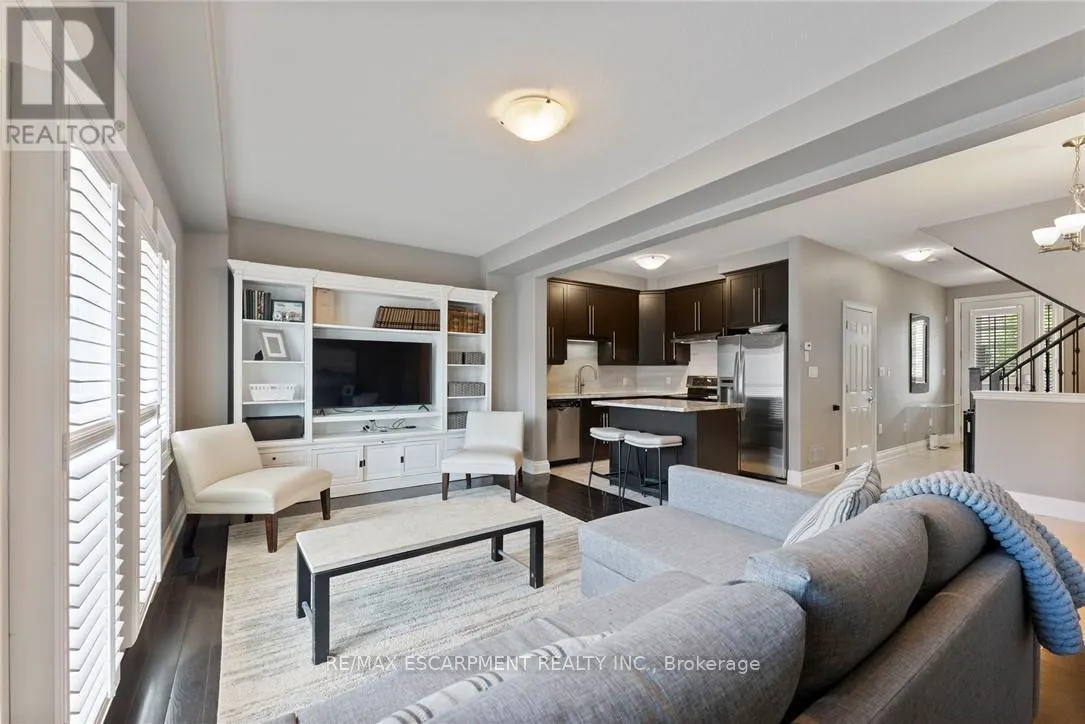 57 SEXTON CRESCENT