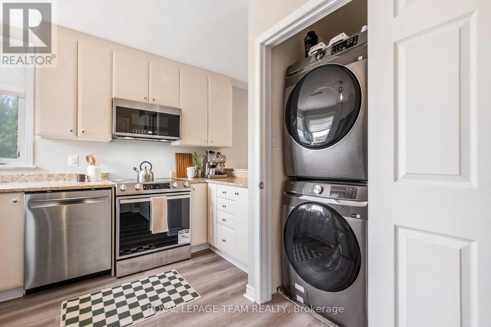 58 - 168 URBANCREST PRIVATE