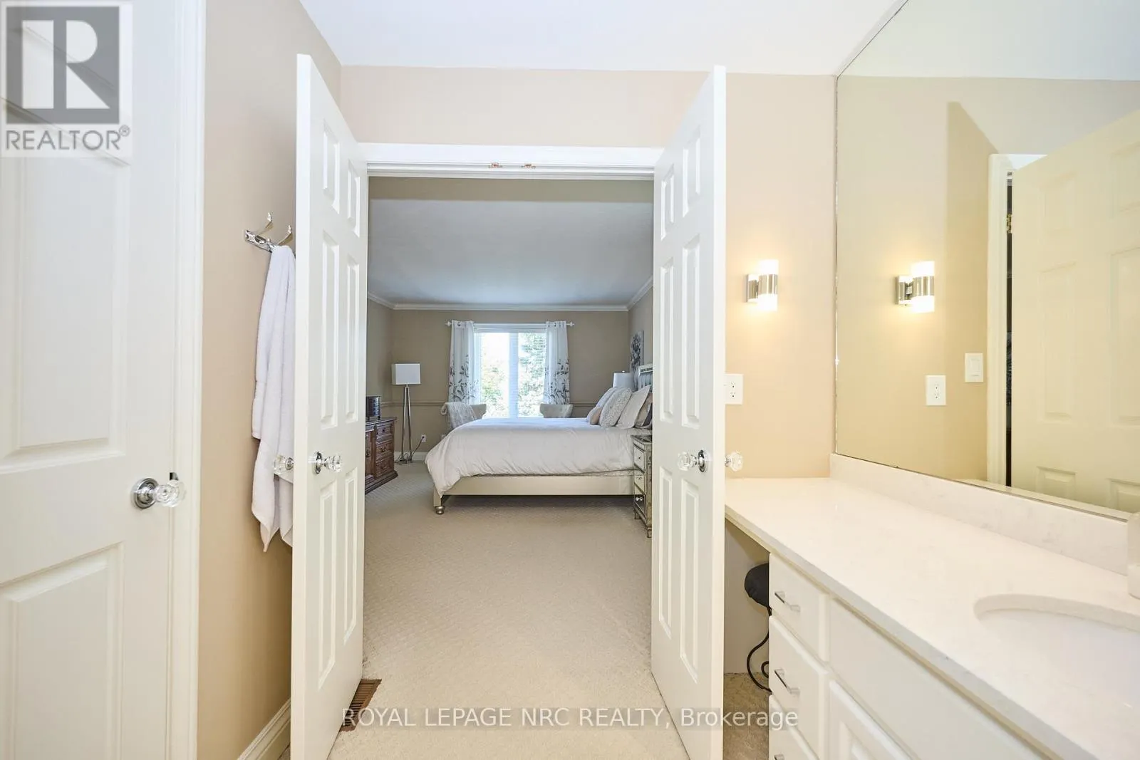 14 SHORTHILL PLACE
