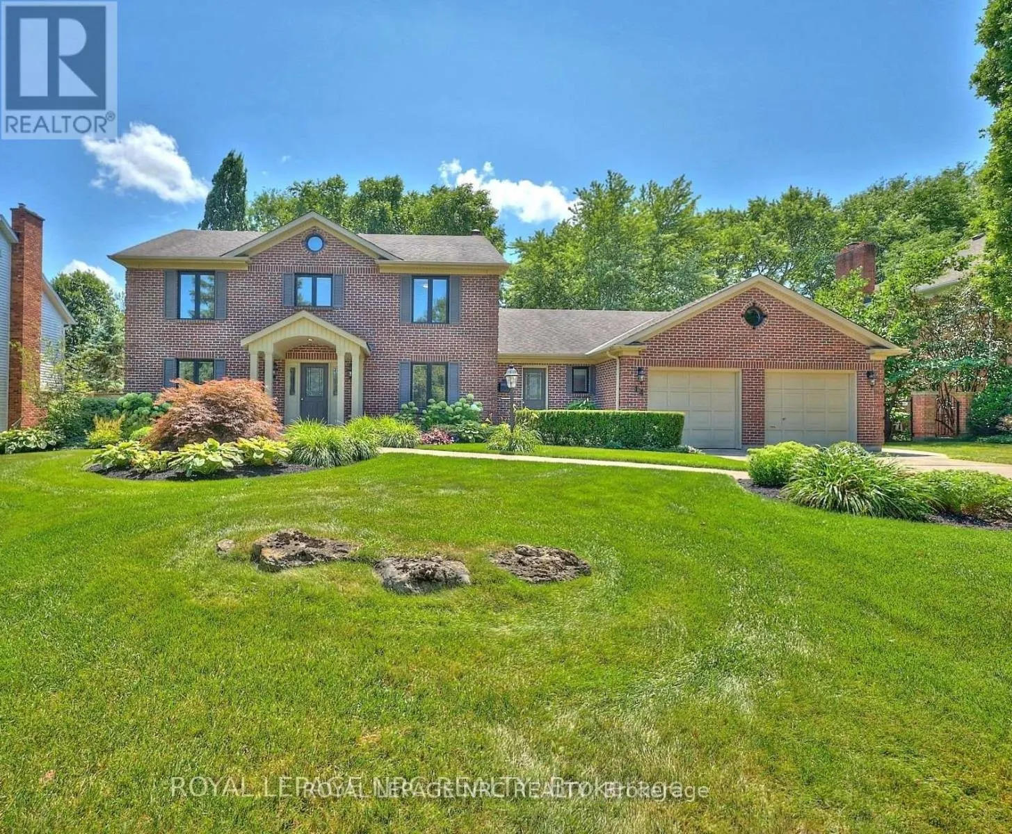 14 SHORTHILL PLACE
