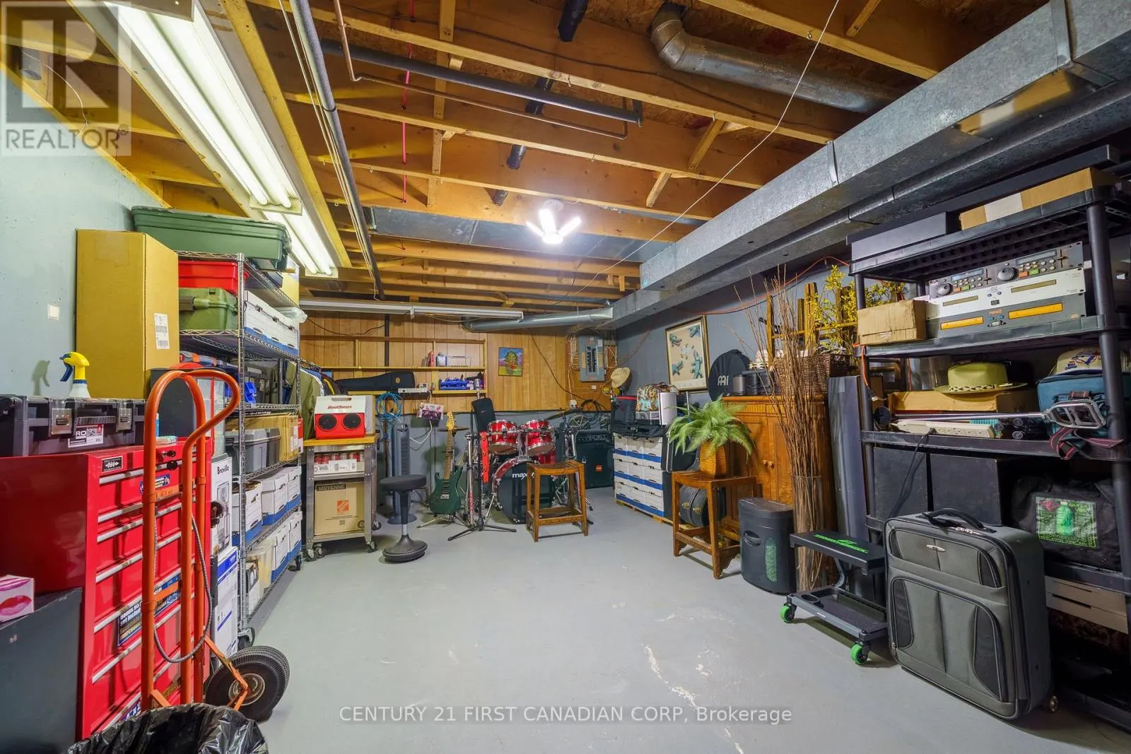 50 - 374 FRONT STREET, #50