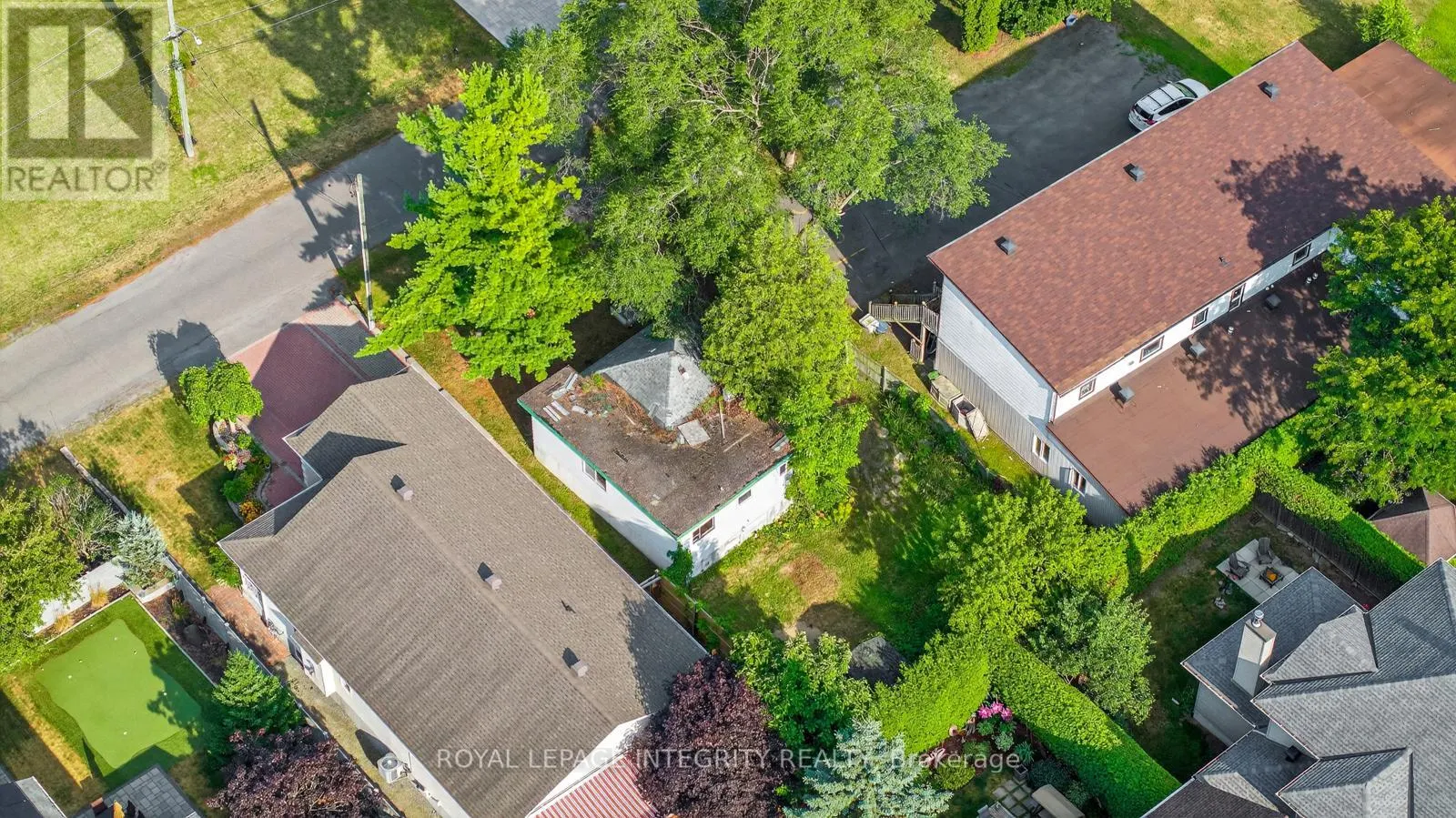 924 BEAUCHAMP AVENUE