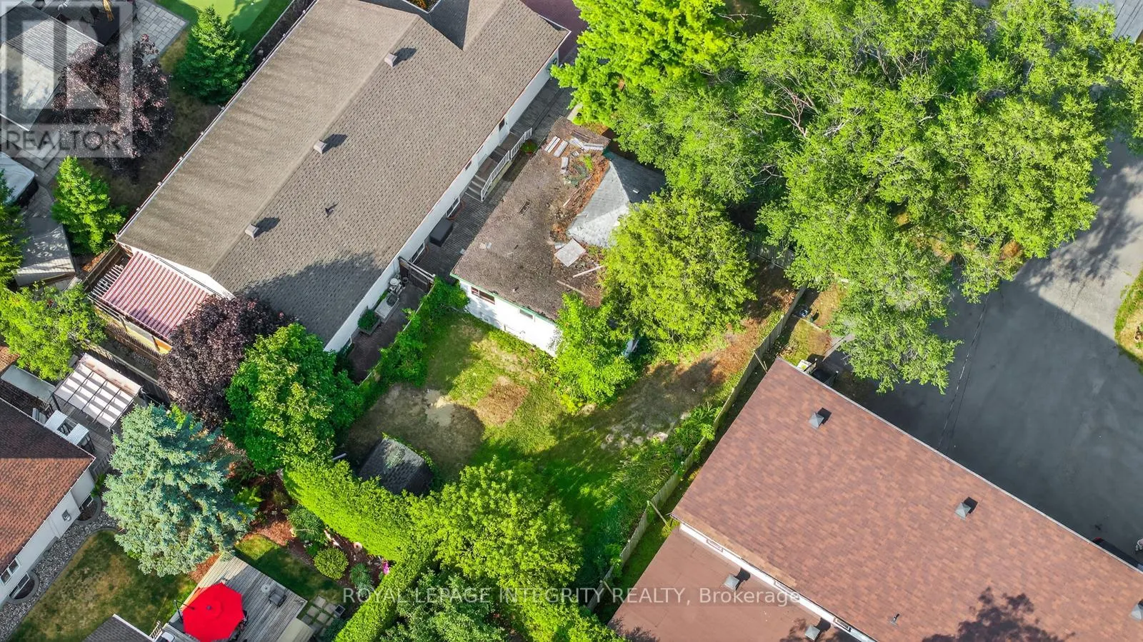 924 BEAUCHAMP AVENUE