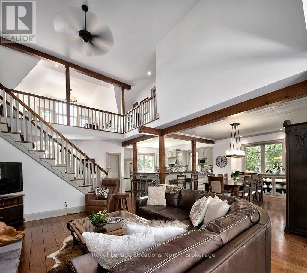 376 SUNSET BOULEVARD