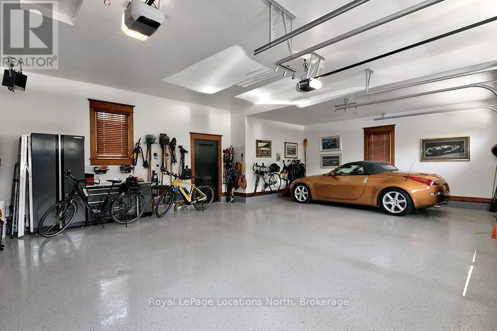 376 SUNSET BOULEVARD