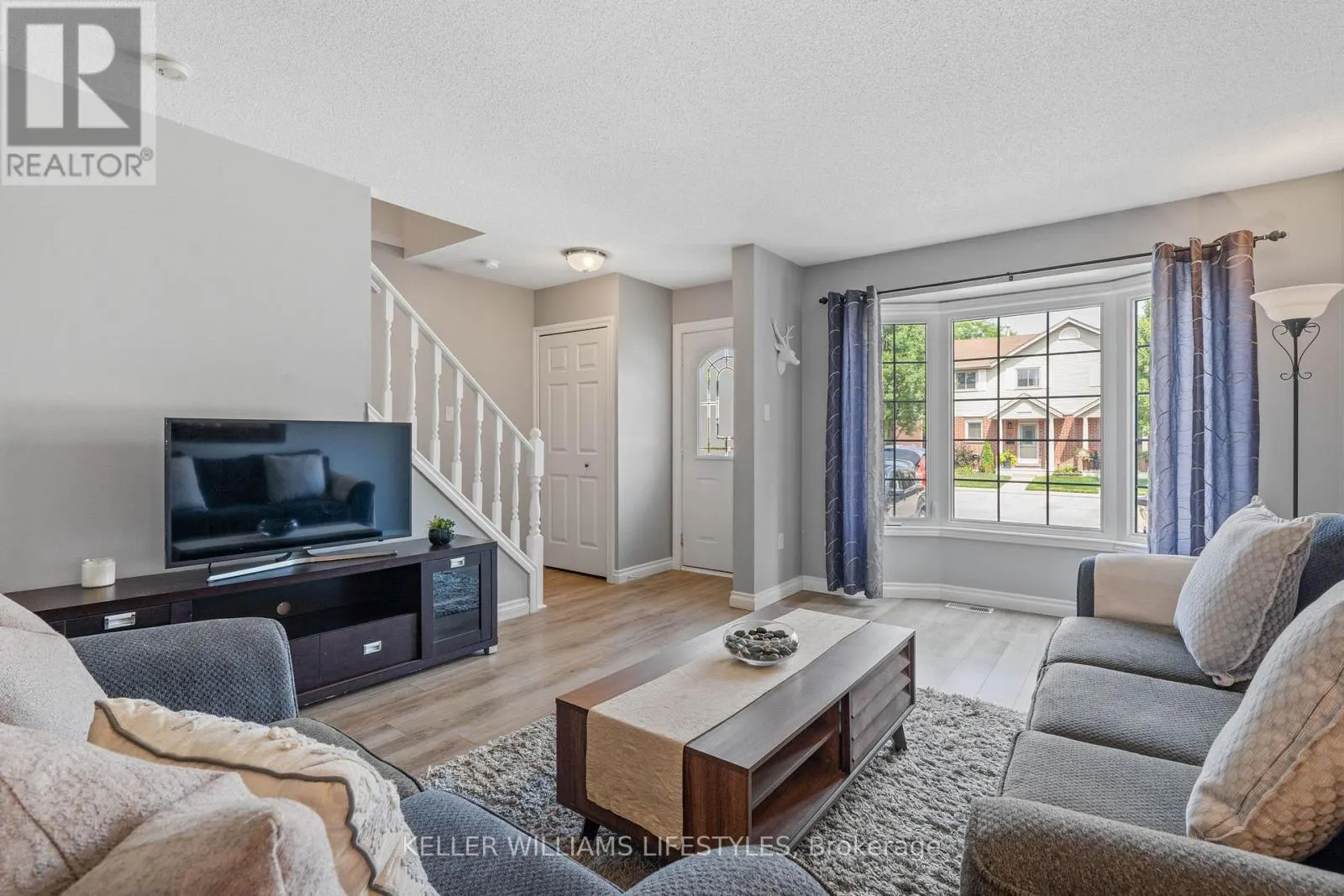 34 - 151 MARTINET AVENUE, #34