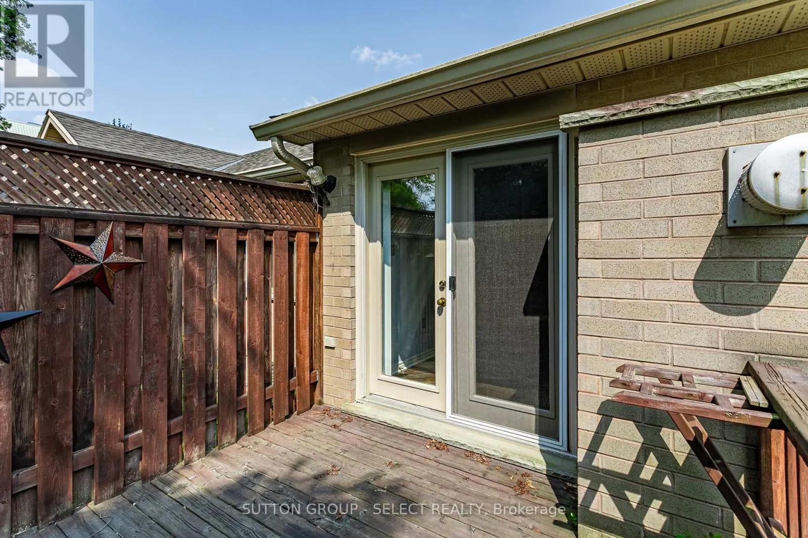 13 - 627 WHARNCLIFFE ROAD S, #13