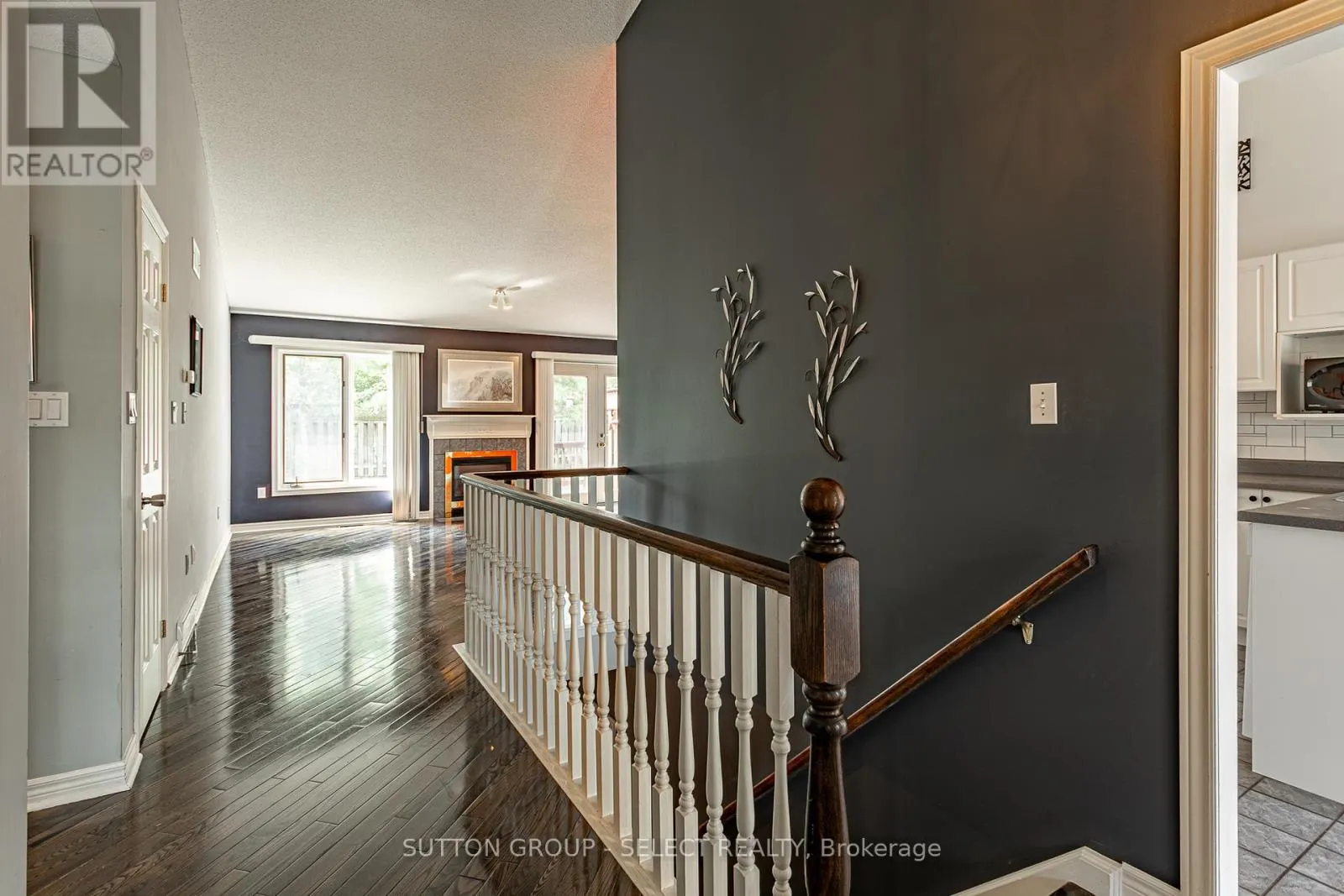 13 - 627 WHARNCLIFFE ROAD S, #13