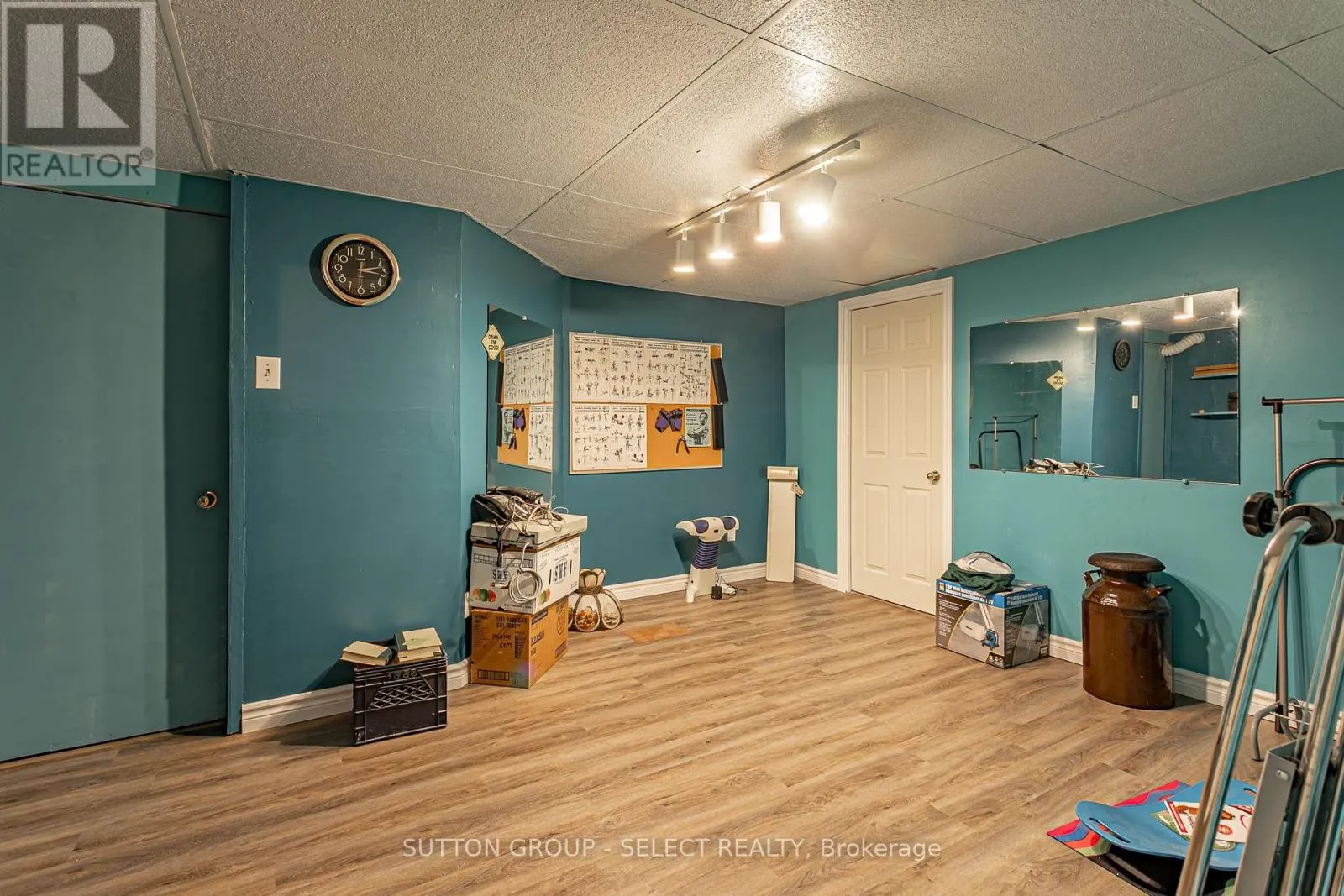 13 - 627 WHARNCLIFFE ROAD S, #13