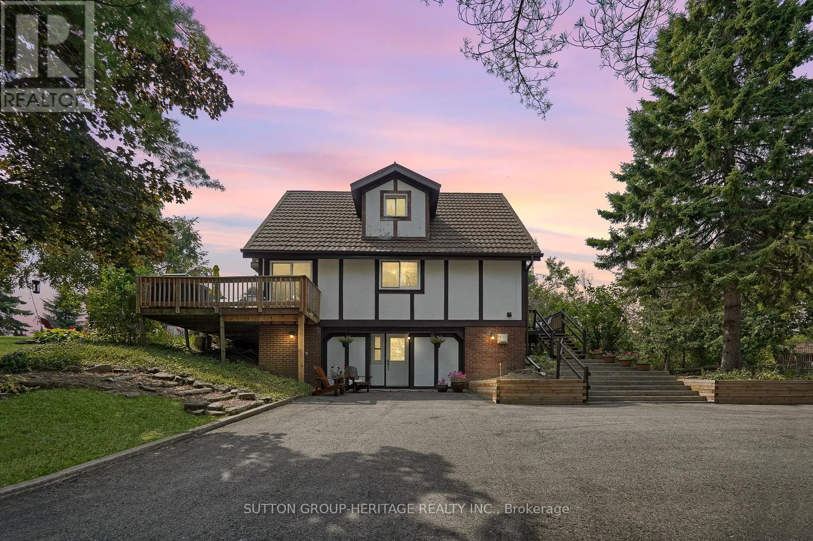184 PIRATES GLEN DRIVE