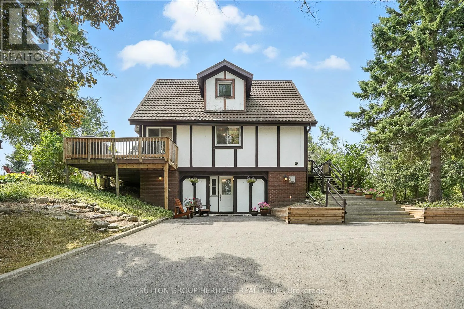 184 PIRATES GLEN DRIVE