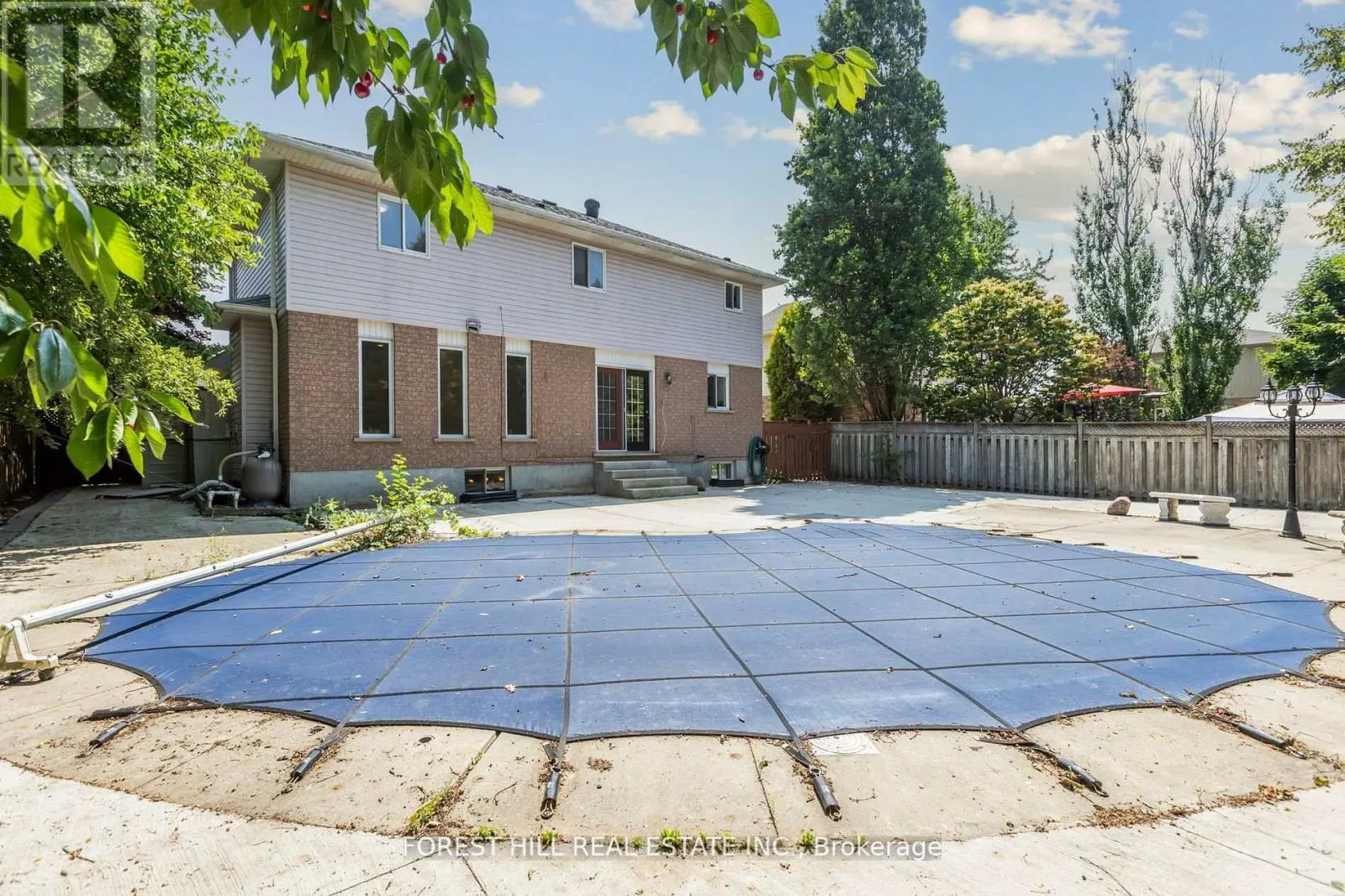 683 WILLOW ROAD