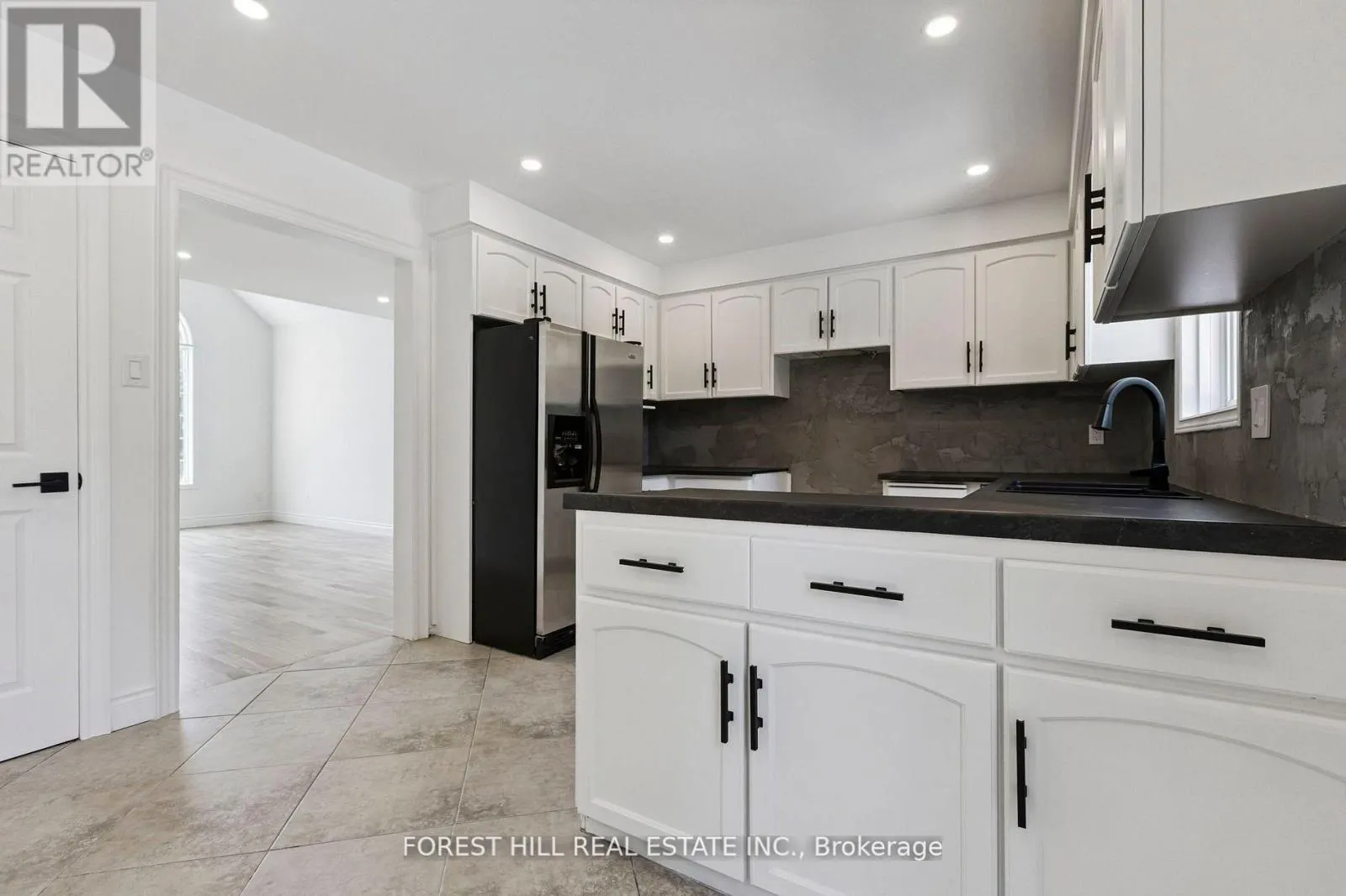 683 WILLOW ROAD