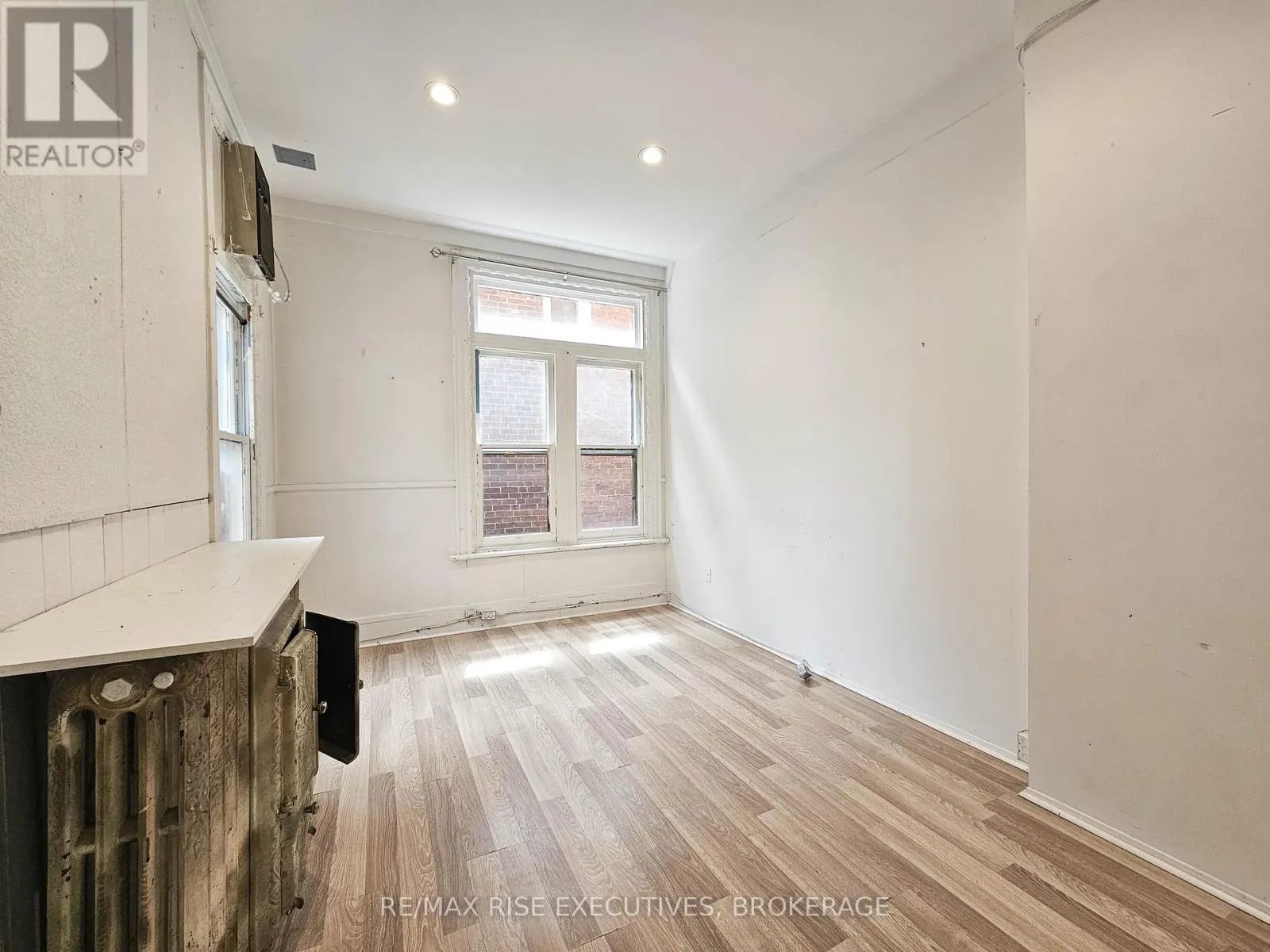 307 ALFRED STREET
