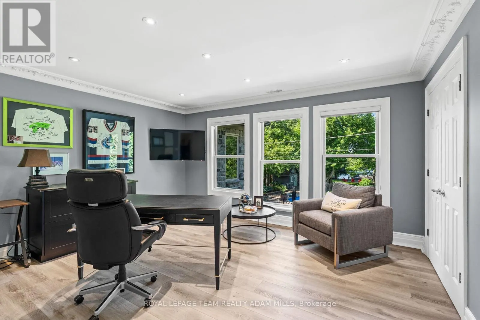 2330 SUMMERSIDE DRIVE